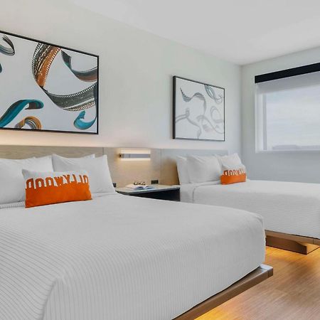 Cambria Hotel Burbank Airport Экстерьер фото