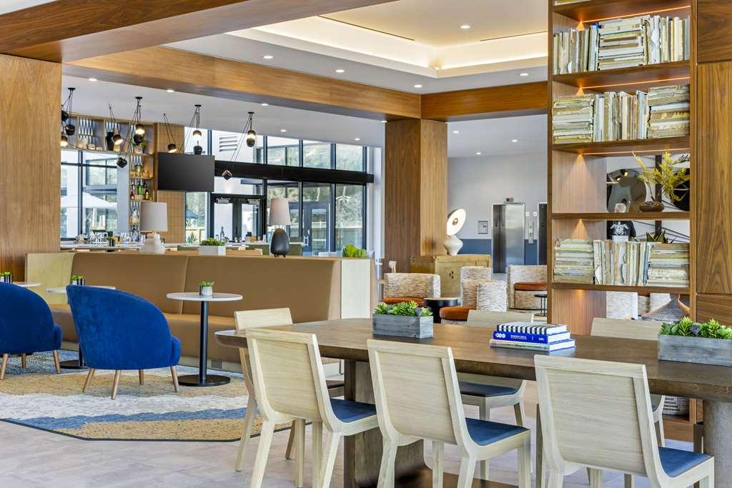 Cambria Hotel Burbank Airport Ресторан фото